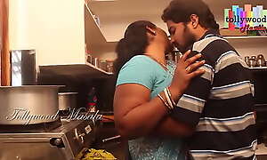 X desi masala aunty enticed wits a in force roll of real nature teenager chum