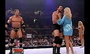 wwe - ECW Innovative Bikini Brawl - Torrie Wilson vs. Kelly Kelly 2006 8-22